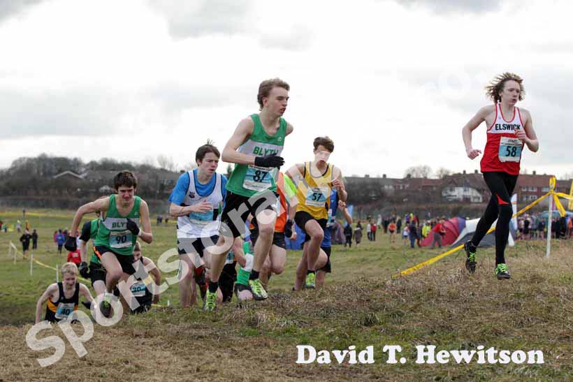 Under-17 mens start, NEHL, Wrekenton.
